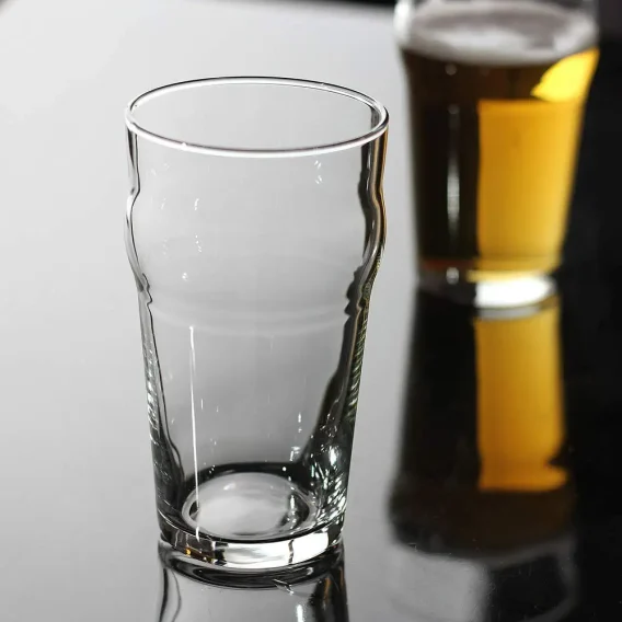 British Style Imperial Pint Glasses: Unique Design for English Pub Ale (Set of 2/4) - Image 6