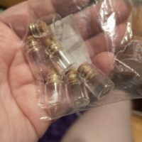 10PCS Wholesale Mini Glass Wishing Bottles with Corks – Empty Vials for DIY Crafts & Party Favors photo review